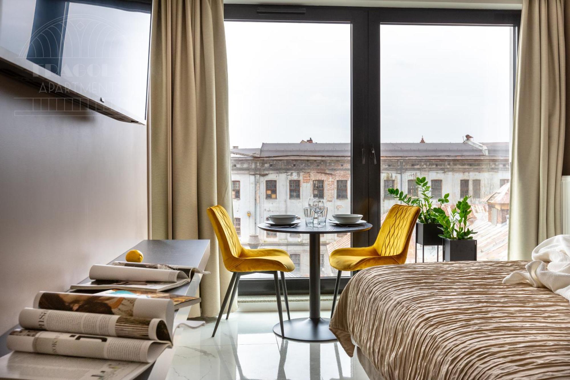 Fragola Rajska 3 - Modern Studios, Park 3* Krasków